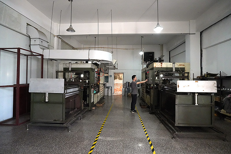 工業吸塑機